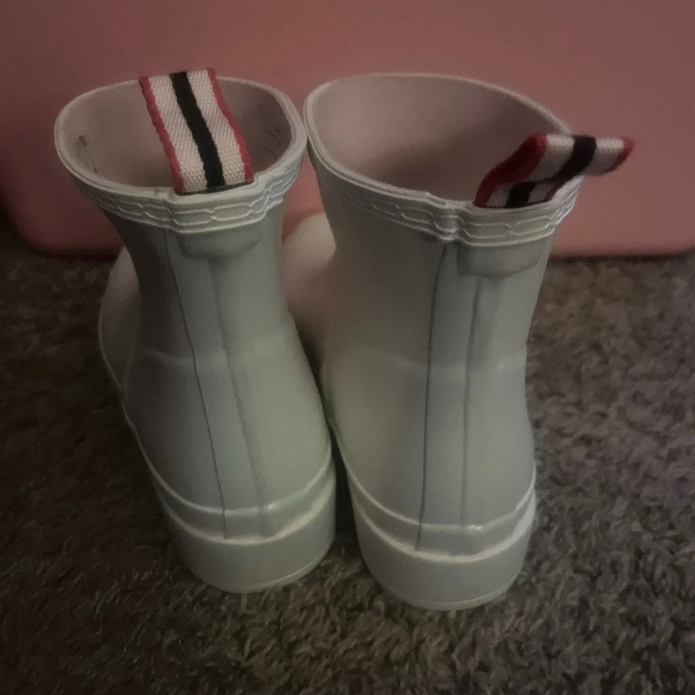 Hunter Original Play Short Nebula White Iridescent Rain Boots Women 6 WFS2020NEB